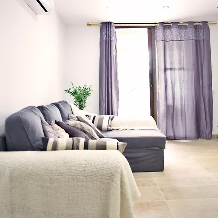 Holiday home 2 Min Walk To Beach - Bungalow Solarium & Pool *